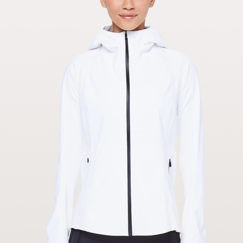 Lululemon Cross Chill Jacket. Wore once. No tag.